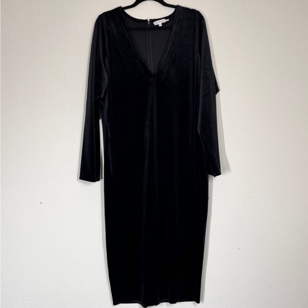 Good American black velvet long sleeve dress
▪️Size Large